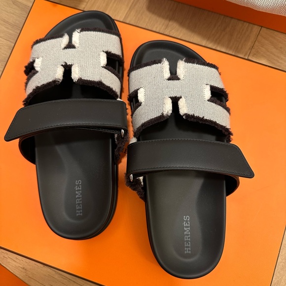 Hermes Chypre fringed H canvas and calfskin Women’s Sandals 37.5 Prunoir Black - Picture 4 of 10